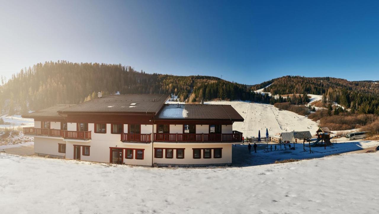 Hotel Studnicky Vernár 외부 사진